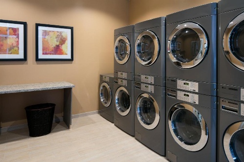 Staybridge Suites Des Moines Downtown image 16