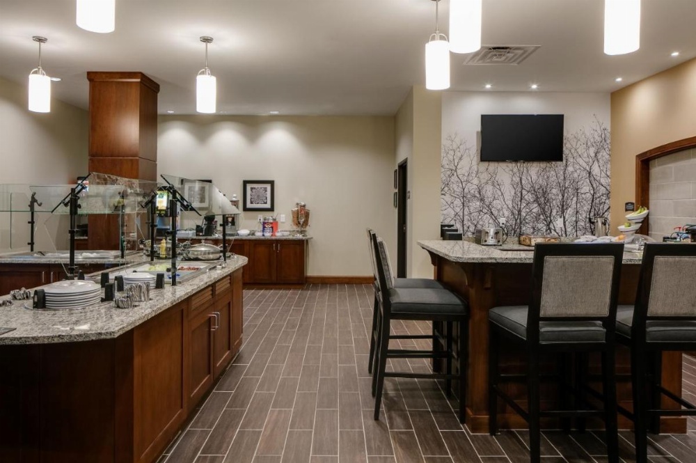 Staybridge Suites Des Moines Downtown Image 18