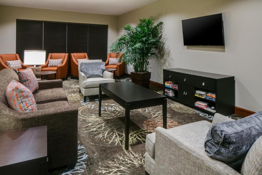 Staybridge Suites Des Moines Downtown Image 22