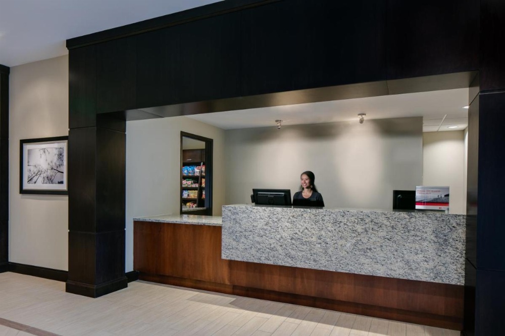 Staybridge Suites Des Moines Downtown Image 27