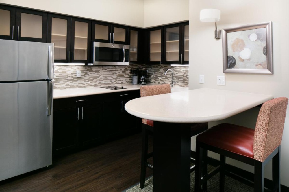 Staybridge Suites Des Moines Downtown Image 30
