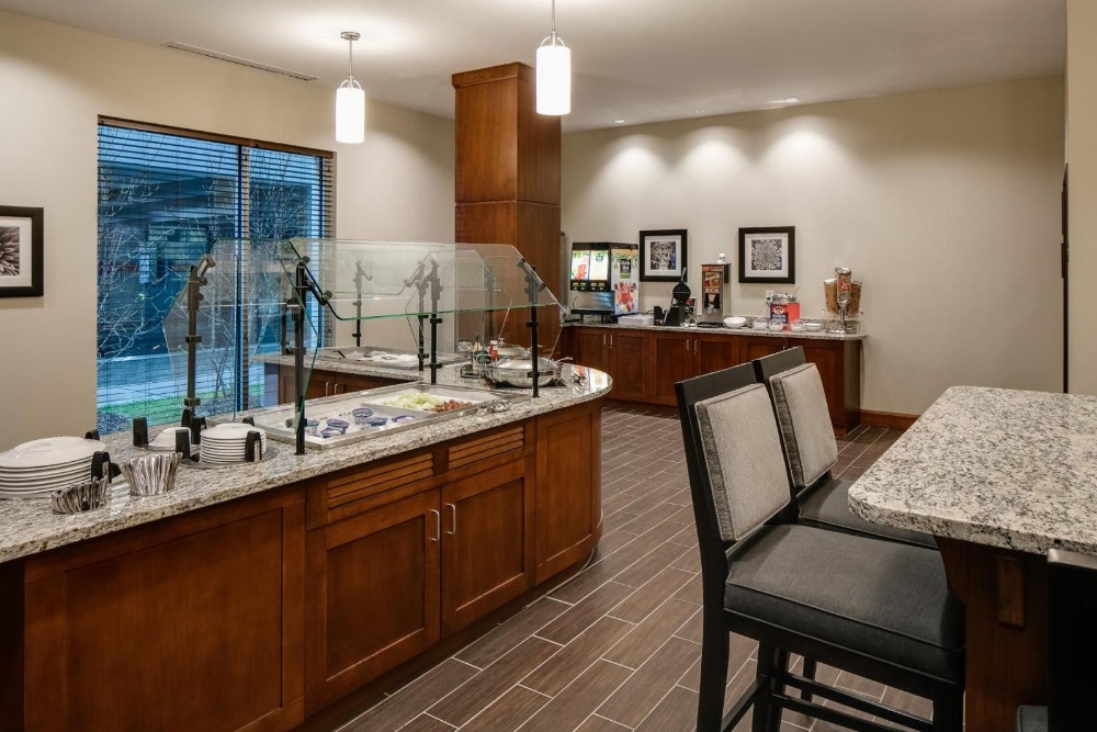 Staybridge Suites Des Moines Downtown