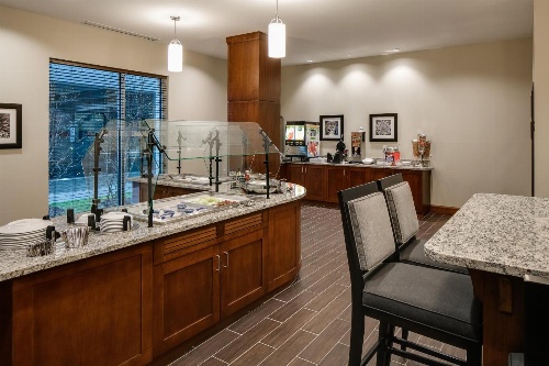 Staybridge Suites Des Moines Downtown image 4